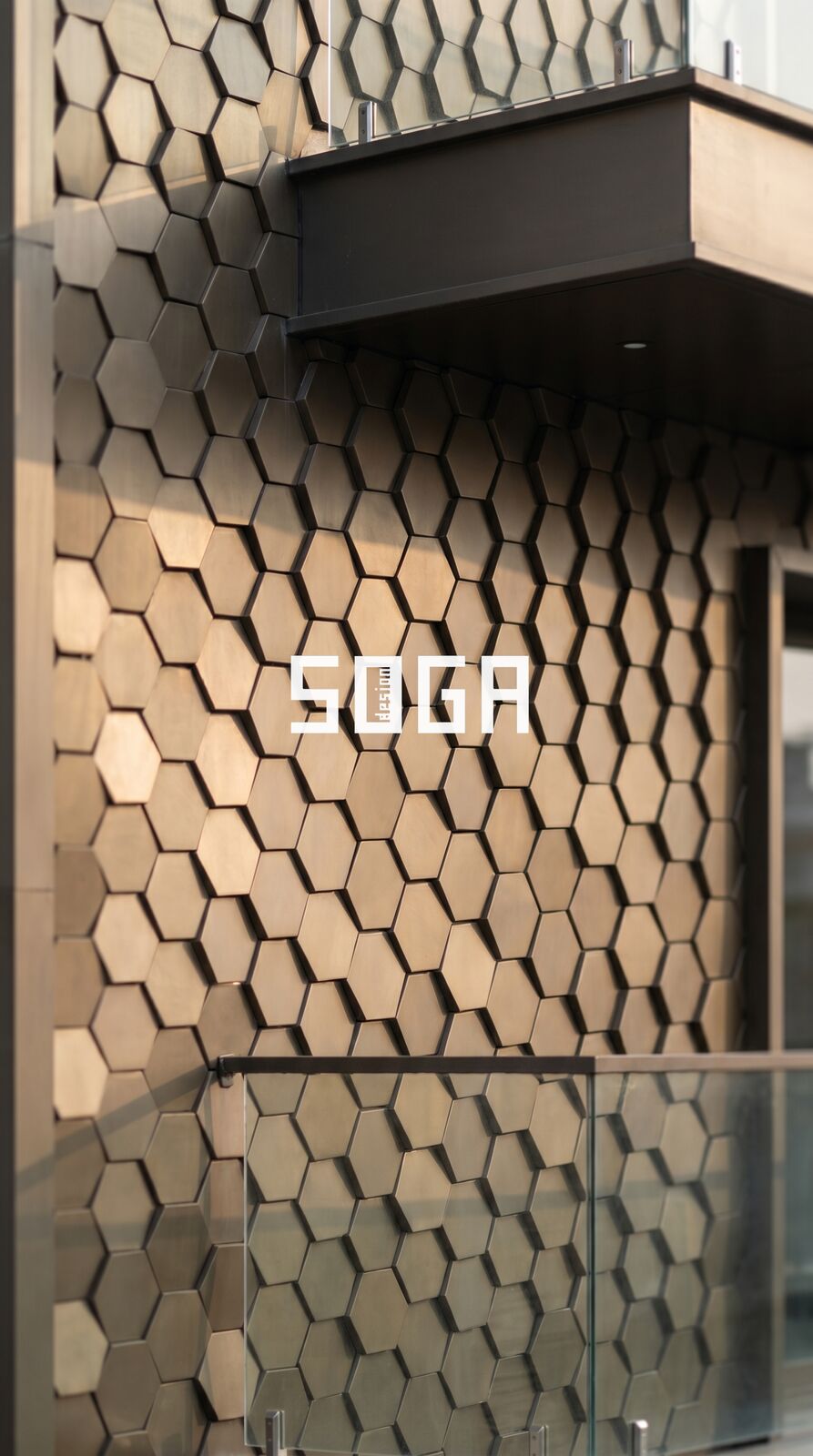 How SOGA 3D Block Facade Panels Are Manufactured: Folding, Depth Tolerance and Rigidity 4 Close-up of 3D block facade panels showing fold lines and the faceted faces they produce