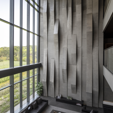 Dynamic Surface Solutions